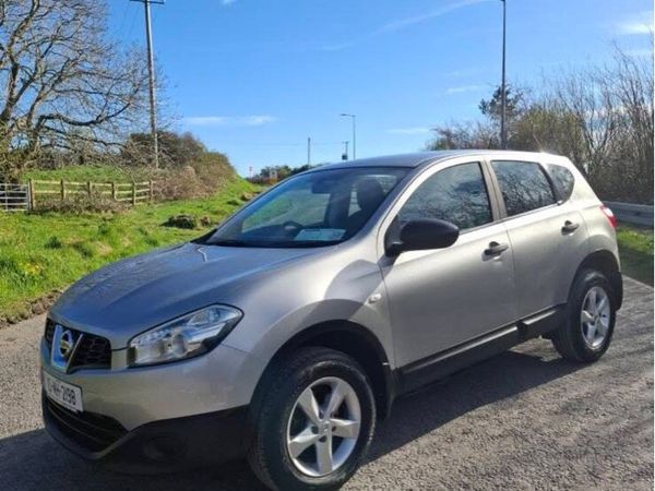 Nissan Qashqai Hatchback, Diesel, 2010, Silver
