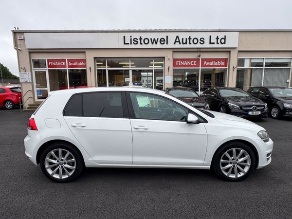 Volkswagen Golf Hatchback, Petrol, 2016, White