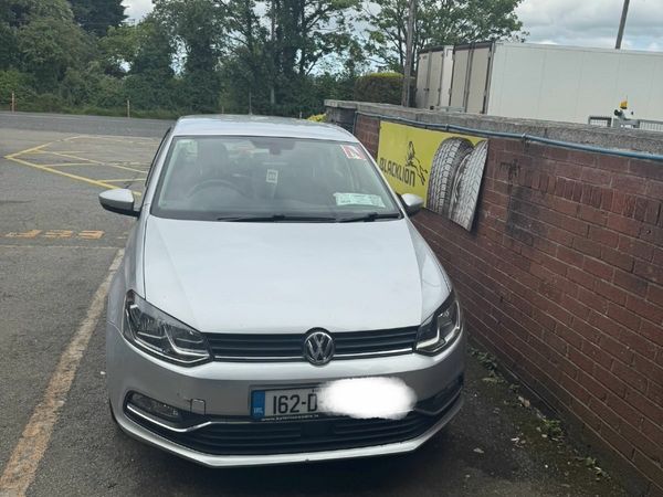Volkswagen Polo Hatchback, Petrol, 2016, Silver