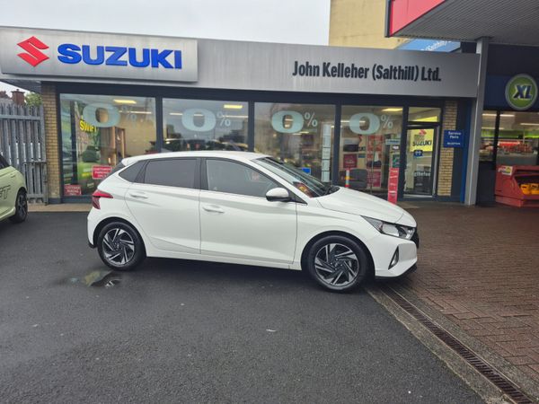 Hyundai i20 Hatchback, Petrol, 2023, White