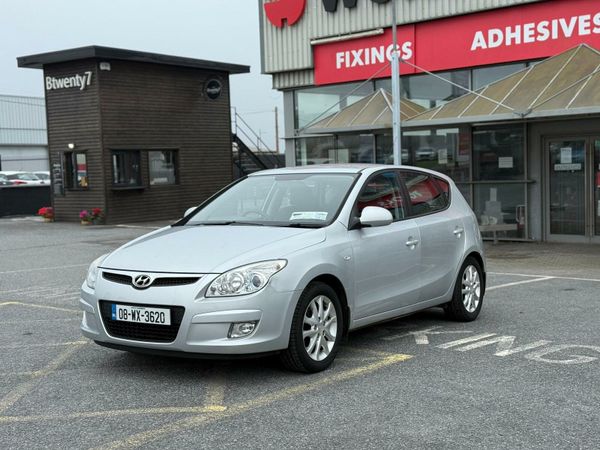 Hyundai i30 Hatchback, Petrol, 2008, Silver