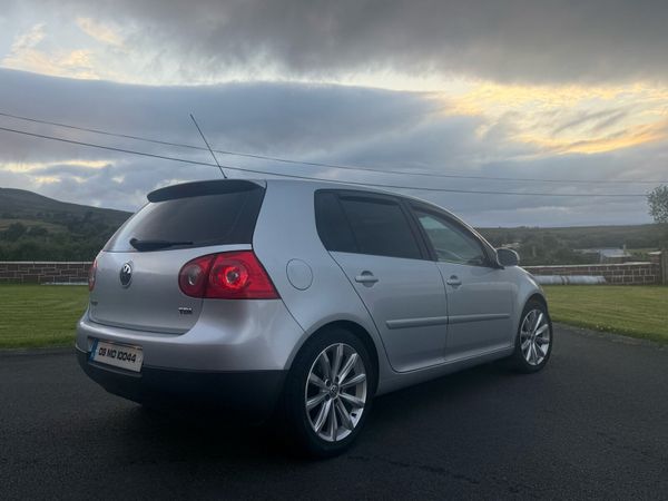 Volkswagen Golf Hatchback, Diesel, 2008, Silver