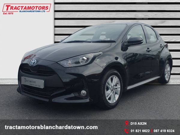 Toyota Yaris Hatchback, Petrol Hybrid, 2023, Black