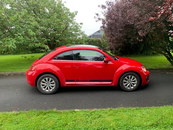 Volkswagen Beetle Hatchback, Petrol, 2018, Red