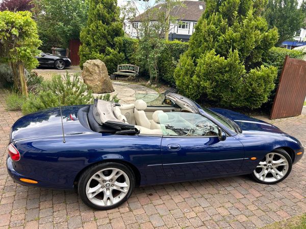 Jaguar XK Convertible, Petrol, 2003, Blue