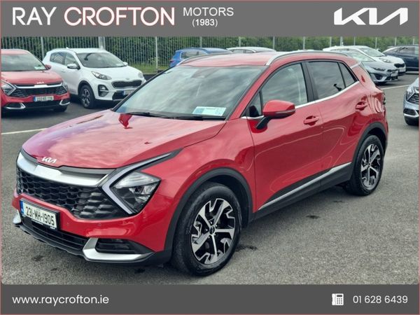 Kia Sportage SUV, Petrol Hybrid, 2023, Red