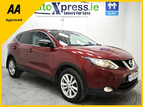 Nissan Qashqai SUV, Diesel, 2014, Red