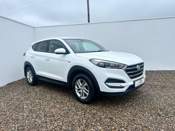 Hyundai Tucson SUV, Diesel, 2016, White