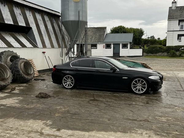BMW 5-Series Saloon, Diesel, 2011, Black