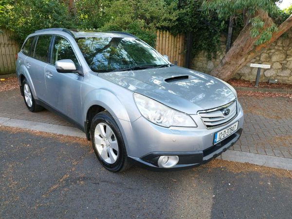 Subaru Outback Estate, Diesel, 2012, Silver