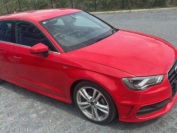 Audi A3 Hatchback, Petrol, 2014, Red