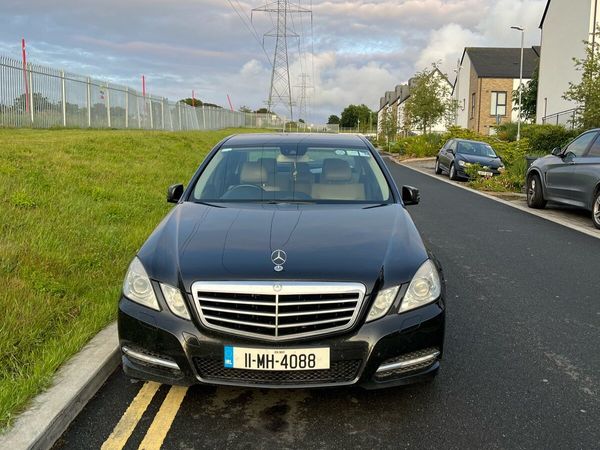 Mercedes-Benz E-Class Saloon, Diesel, 2011, Black