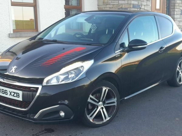 Peugeot 208 Hatchback, Diesel, 2016, Black