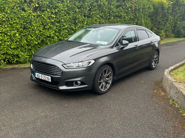 Ford Mondeo Hatchback, Diesel, 2016, Grey