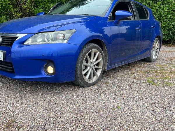 Lexus CT Hatchback, Petrol Hybrid, 2011, Blue