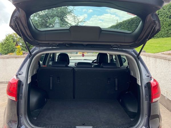 Kia Sportage SUV, Diesel, 2014, Silver