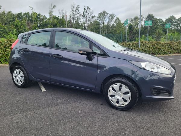 Ford Fiesta Hatchback, Petrol, 2013, Blue