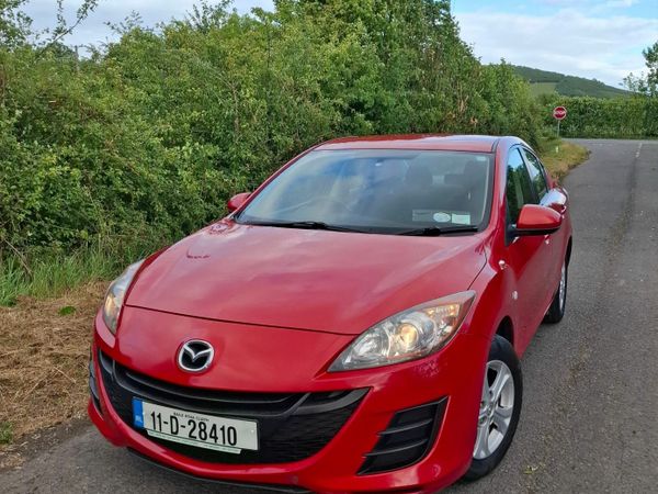 Mazda Mazda3 Saloon, Diesel, 2011, Red
