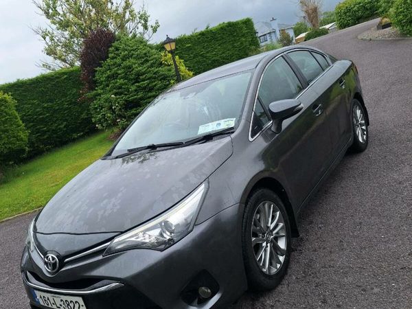 Toyota Avensis Saloon, Diesel, 2016, Grey