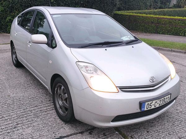 Toyota Prius Hatchback, Petrol Hybrid, 2005, Silver