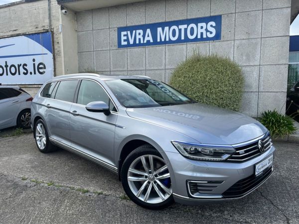 Volkswagen Passat Estate, Petrol Plug-in Hybrid, 2018, Grey