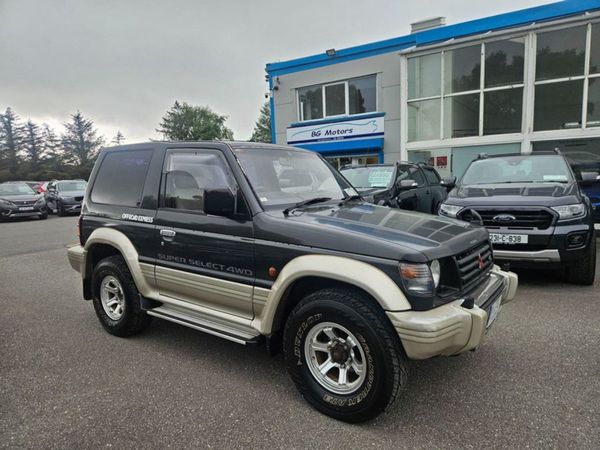 Mitsubishi Pajero Estate, Petrol, 1992, Grey