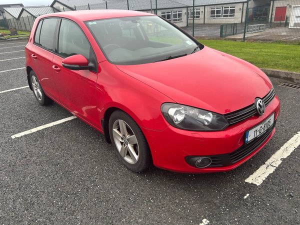 Volkswagen Golf Hatchback, Diesel, 2011, Red