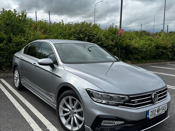 Volkswagen Passat Saloon, Diesel, 2020, Grey