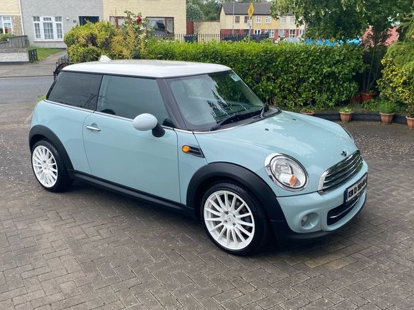 Mini Cooper Hatchback, Diesel, 2013, Blue