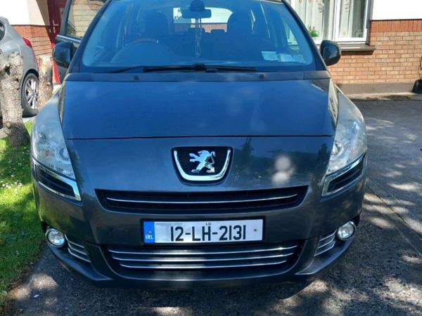 Peugeot 5008 MPV, Diesel, 2012, Grey