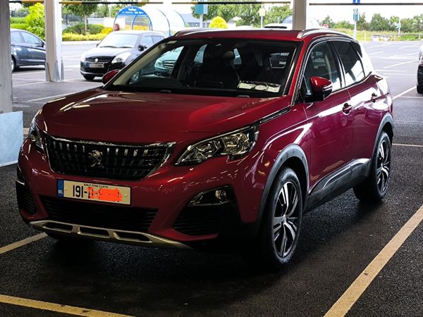 Peugeot 3008 MPV, Petrol, 2019, Red