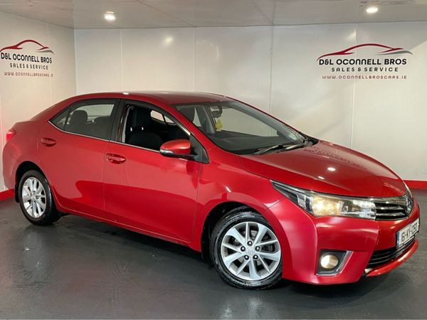 Toyota Corolla Saloon, Diesel, 2016, Red