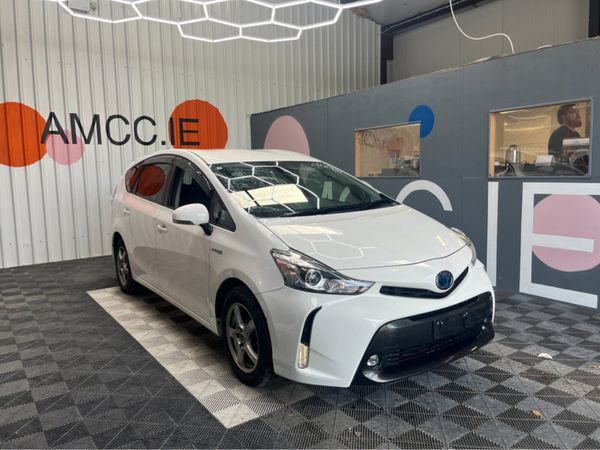 Toyota Prius MPV, Petrol Hybrid, 2018, White