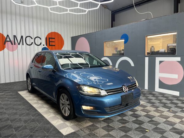 Volkswagen Golf Hatchback, Petrol, 2015, Blue
