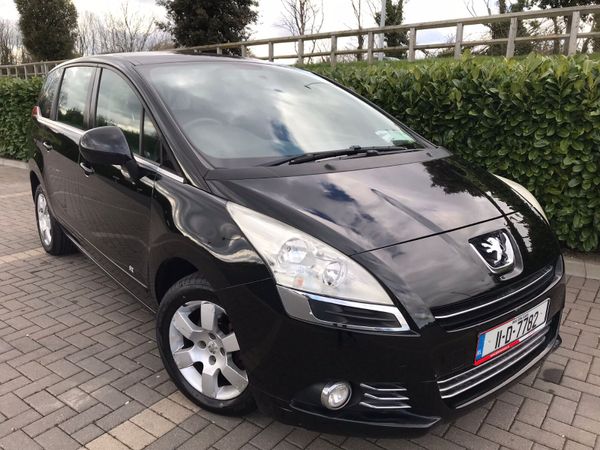 Peugeot 5008 MPV, Diesel, 2011, Black