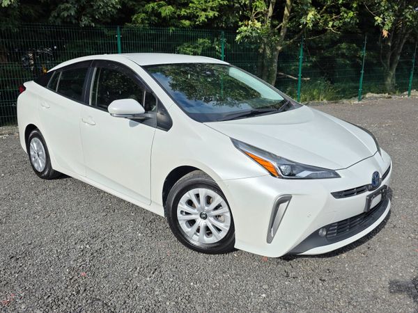 Toyota Prius Hatchback, Petrol Hybrid, 2022, White
