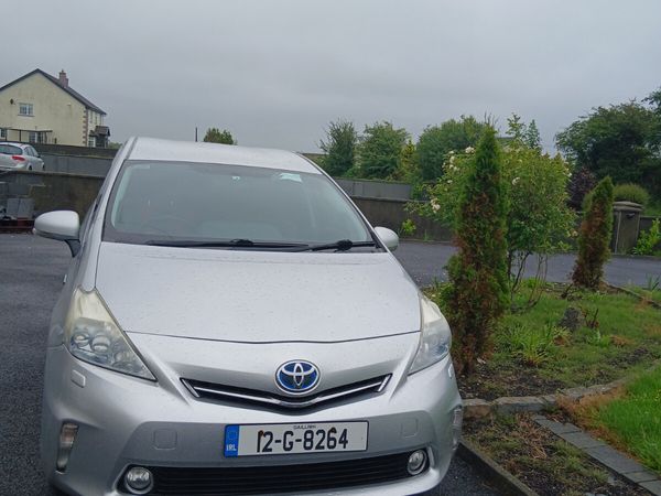 Toyota Prius MPV, Petrol Hybrid, 2012, Silver