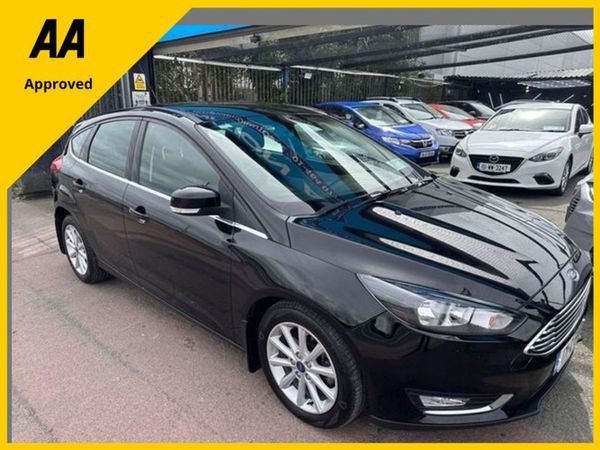 Ford Focus Hatchback, Diesel, 2017, Black