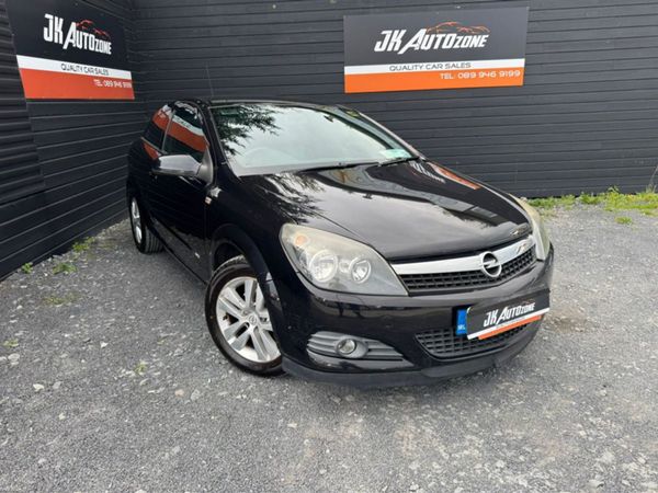 Opel Astra Hatchback, Petrol, 2008, Black