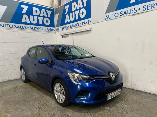 Renault Clio Hatchback, Petrol, 2022, Blue