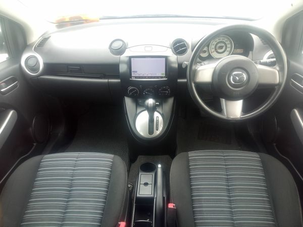 Nissan Note Hatchback, Petrol, 2009, Grey
