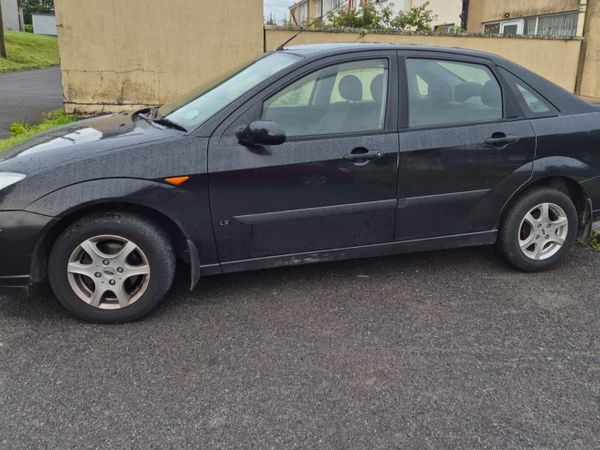 Ford Focus Saloon, Petrol, 2004, Black
