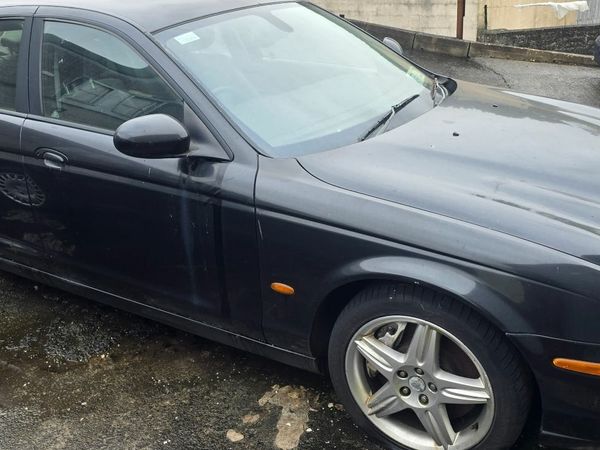 Mercedes-Benz C-Class Saloon, Diesel, 2011, Black