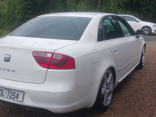 SEAT Exeo Saloon, Diesel, 2011, White