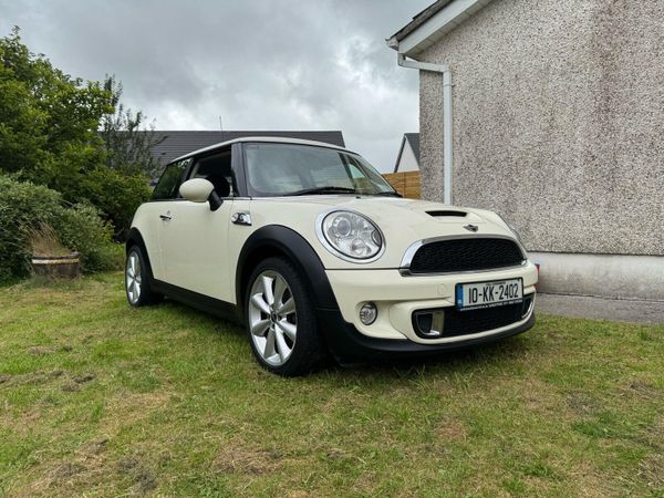 Mini Cooper Hatchback, Petrol, 2010, White