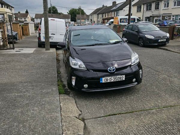 Toyota Prius Hatchback, Petrol Hybrid, 2013, Purple