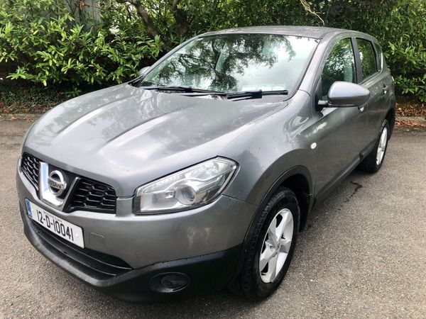 Nissan Qashqai Estate/Jeep, Diesel, 2012, Grey