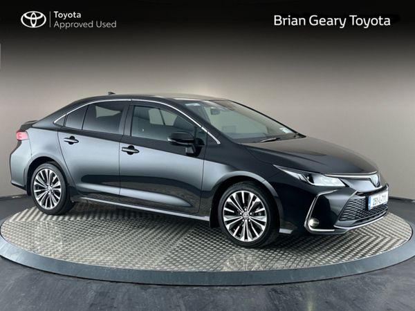 Toyota Corolla Saloon, Petrol Hybrid, 2025, Black