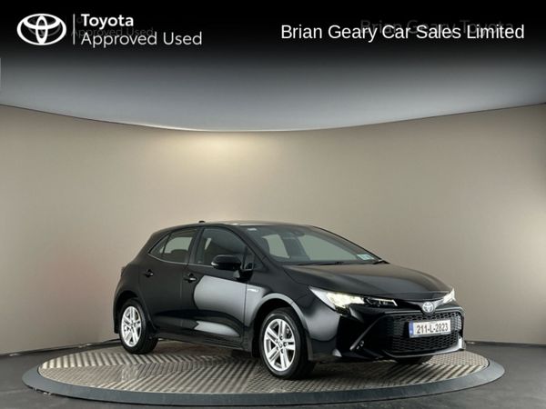 Toyota Corolla Hatchback, Petrol Hybrid, 2021, Black