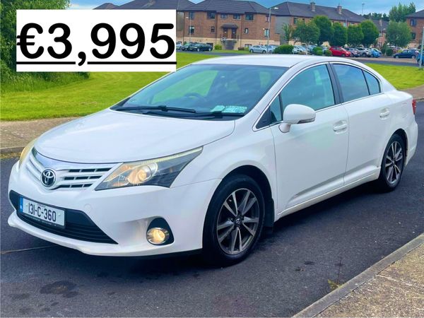 Toyota Avensis Saloon, Diesel, 2013, White